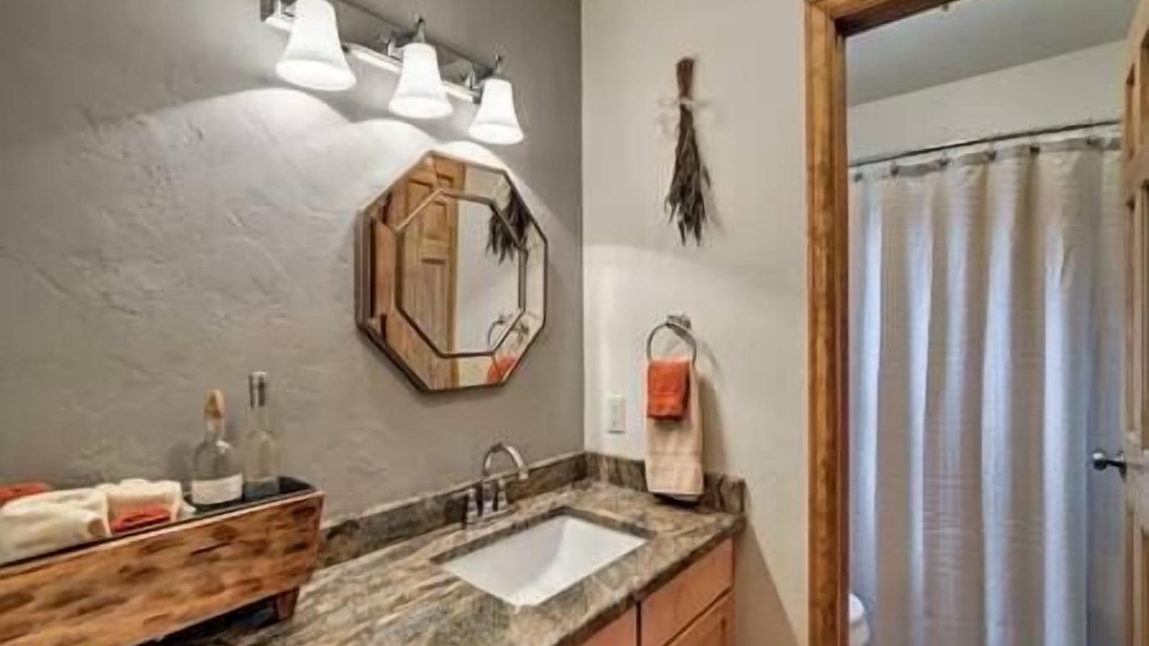 Photo of Bathroom in Ridgway