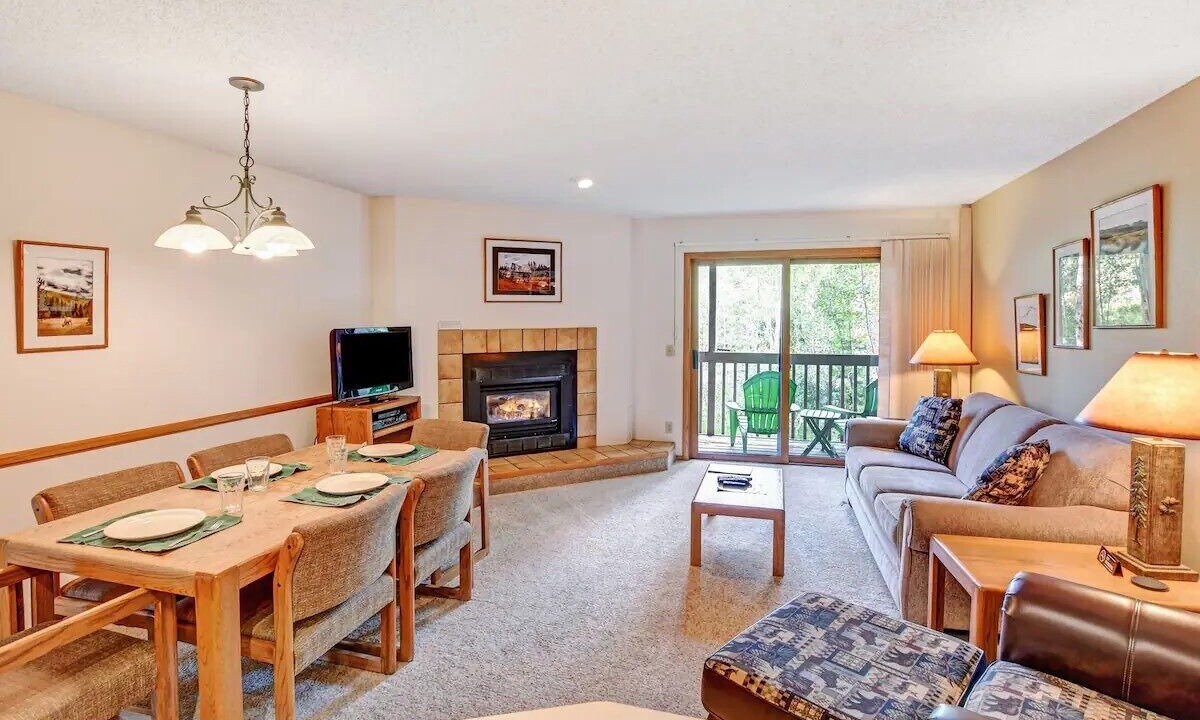 Photo of Livingroom in Rendezvous
