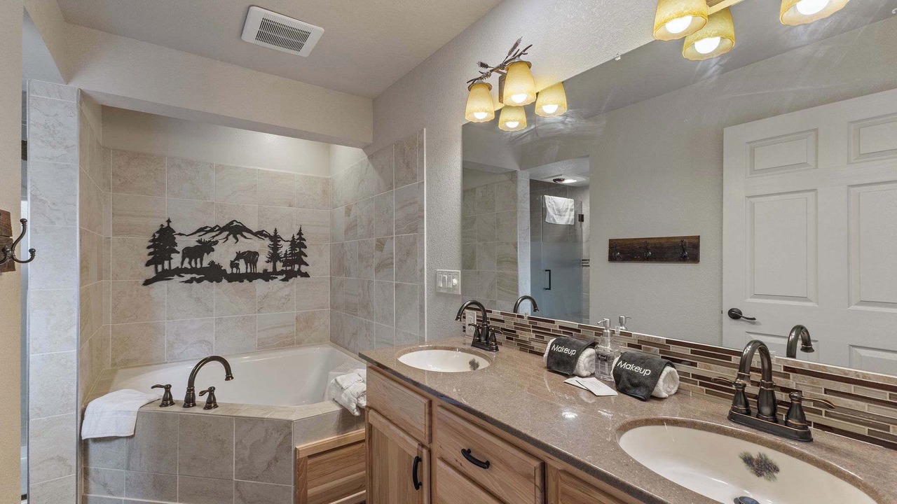 Photo of Bathroom in Black Hawk