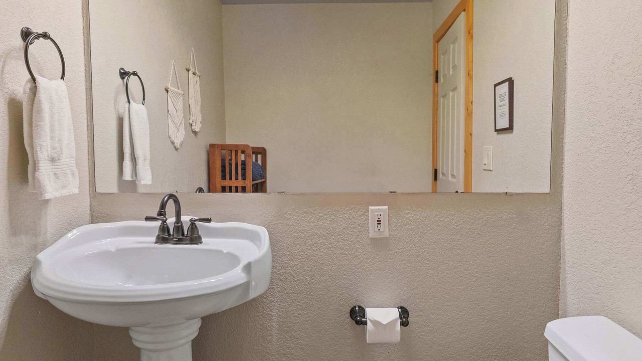 Photo of Bathroom in Black Hawk