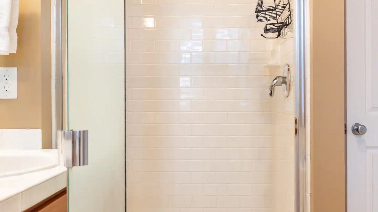 Photo of Bathroom in North Central Westminster