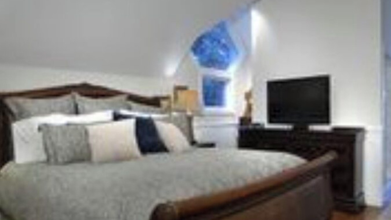 Photo of Bedroom in West End