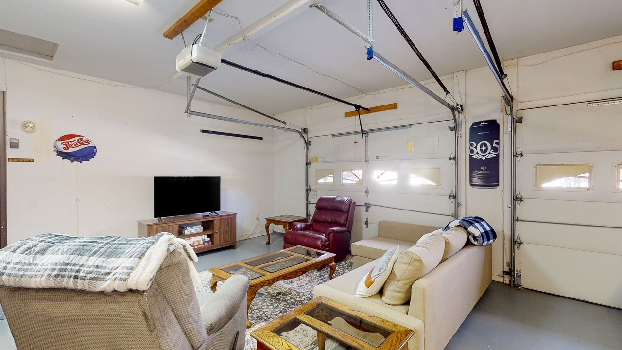 Photo of Livingroom in South Fork