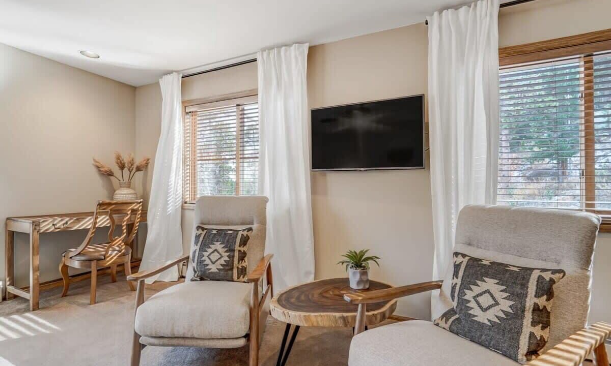 Photo of Livingroom in Cascade-Chipita Park