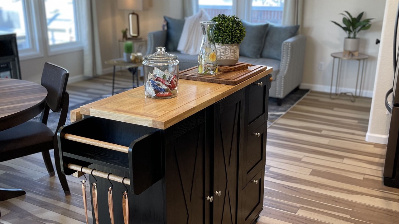 Photo of Livingroom in Curtis Park