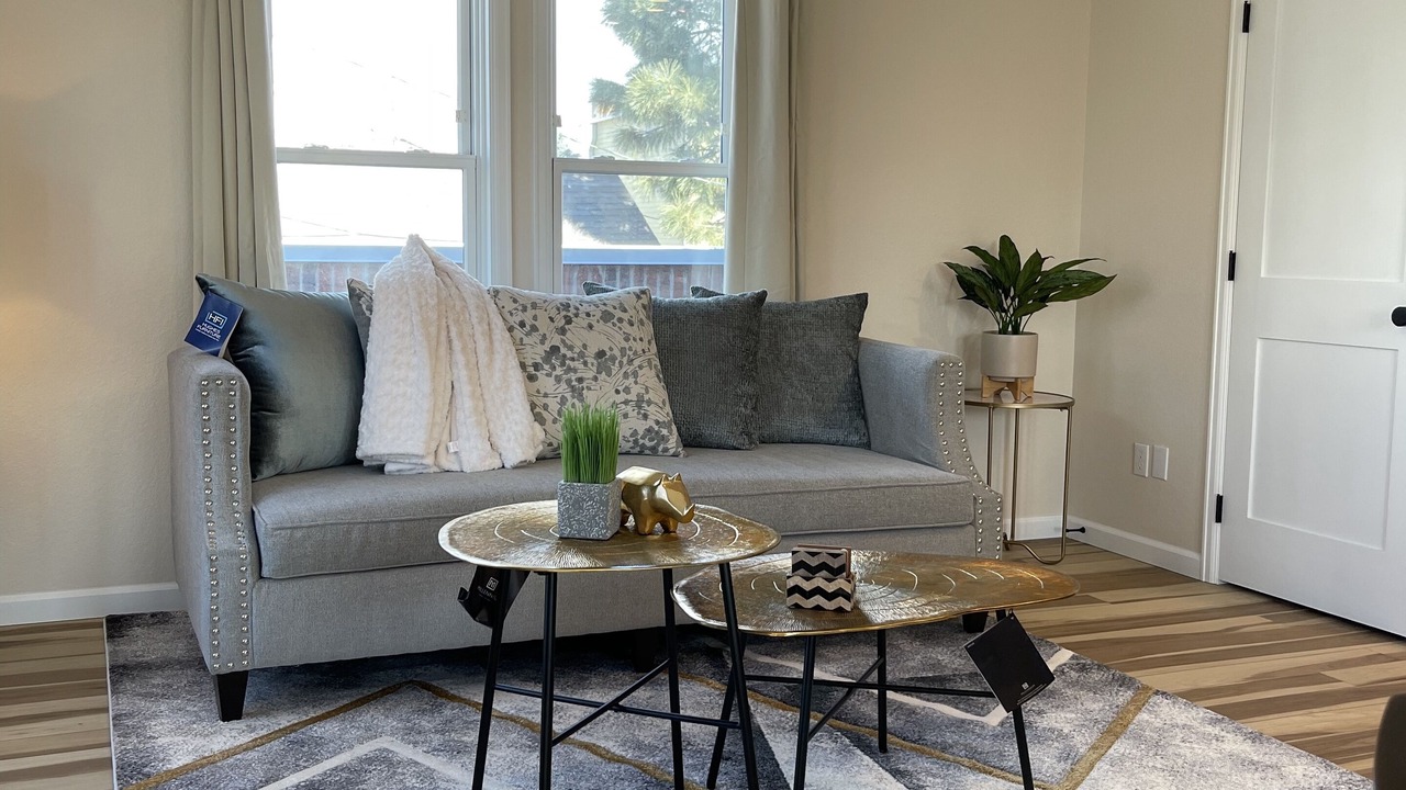 Photo of Livingroom in Curtis Park