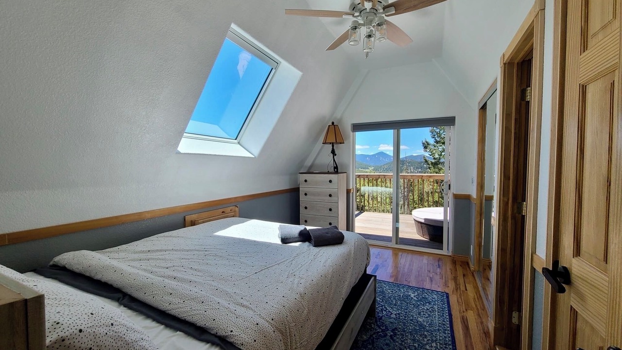 Photo of Bedroom in Shadow Mountain