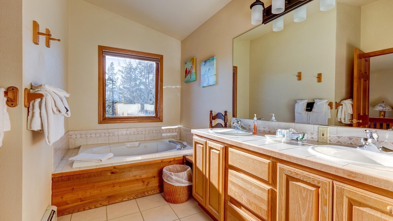 Photo of Bathroom in Baldy Mountain