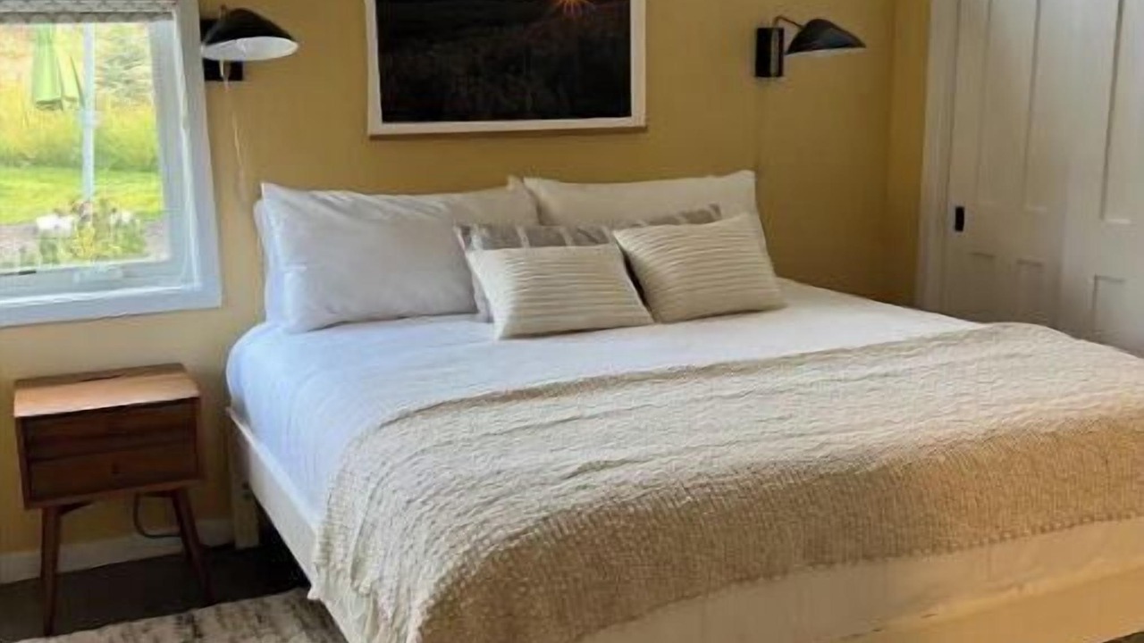 Photo of Bedroom in Crested Butte South