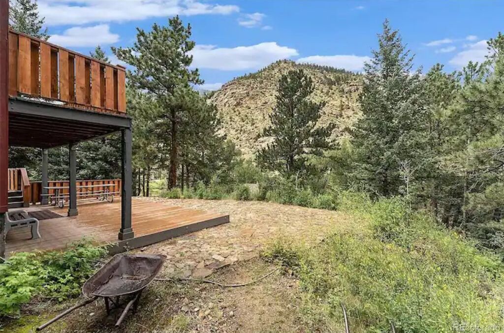 Photo of Patio Balcony in Downieville-Lawson-Dumont