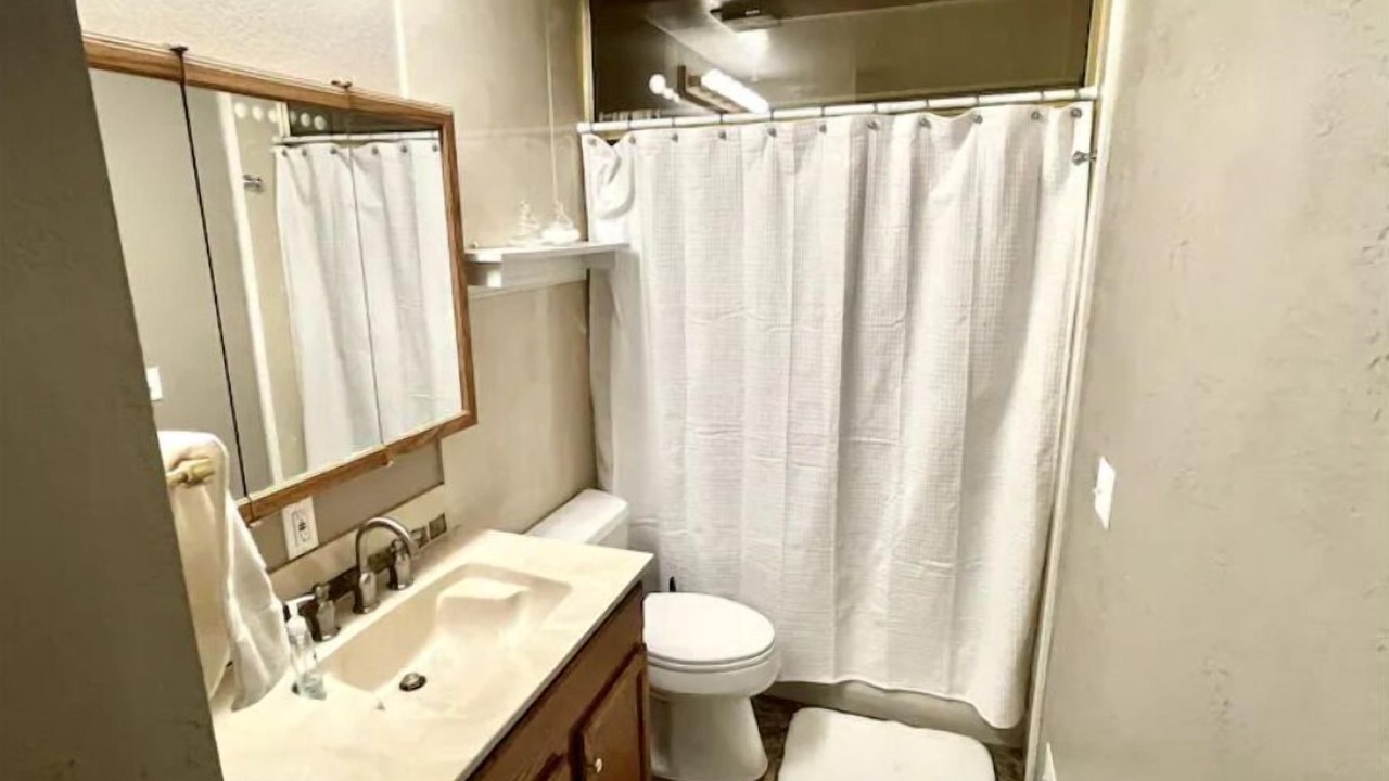Photo of Bathroom in Downieville-Lawson-Dumont