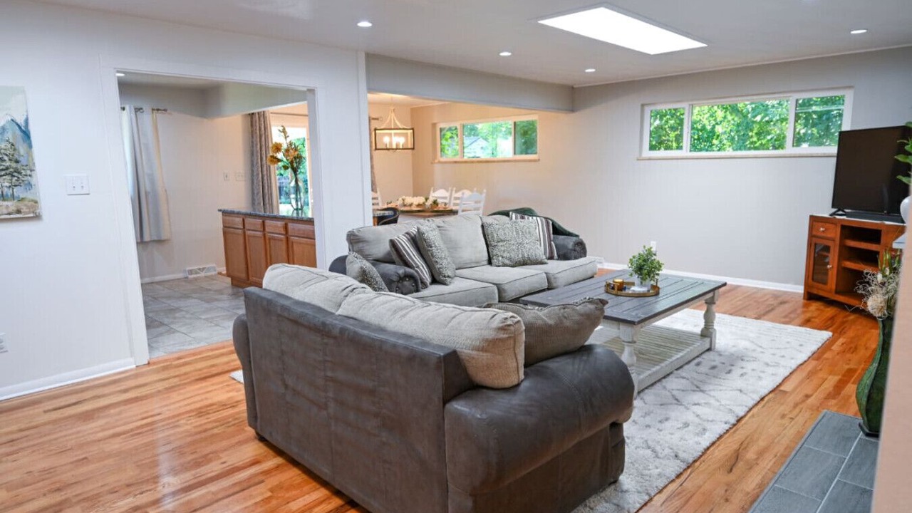 Photo of Livingroom in Littleton