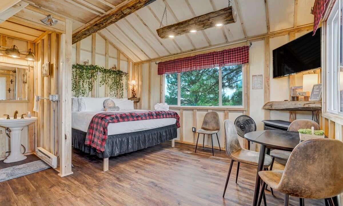 Photo of Bedroom in Larkspur