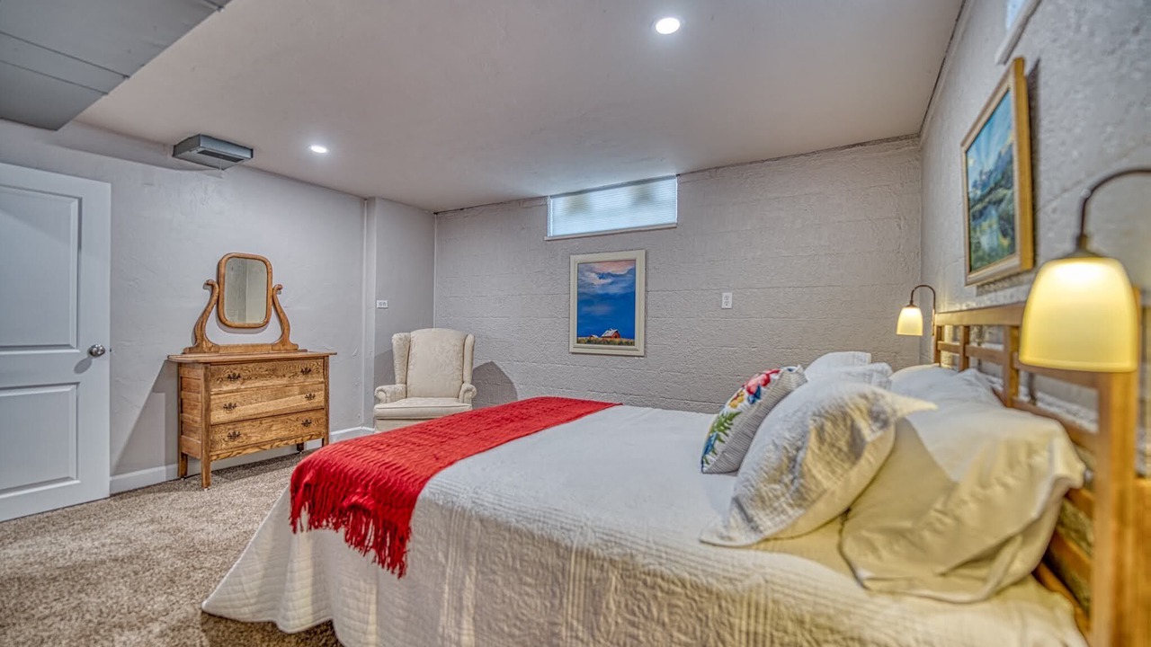 Photo of Bedroom in Canon City