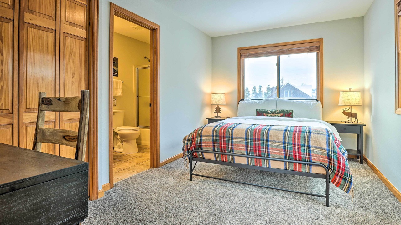 Photo of Bedroom in Grand Lake