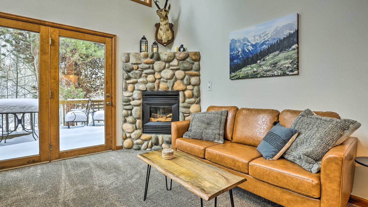 Photo of Livingroom in Grand Lake