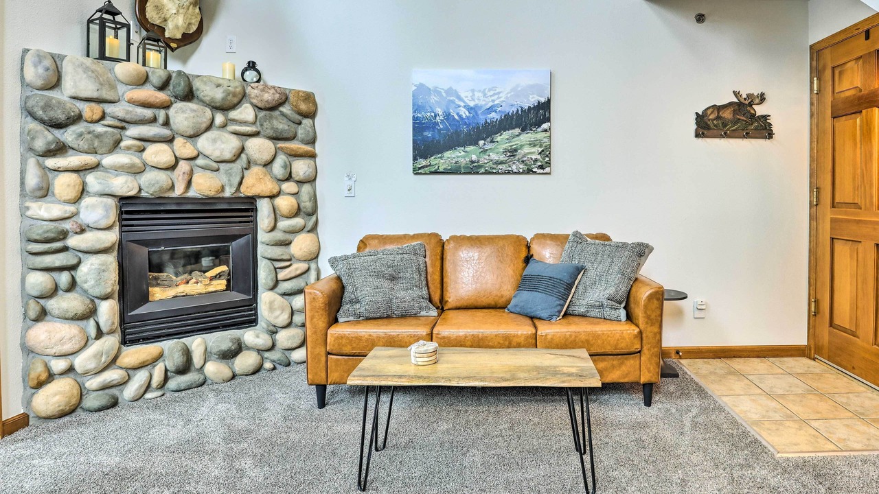 Photo of Livingroom in Grand Lake