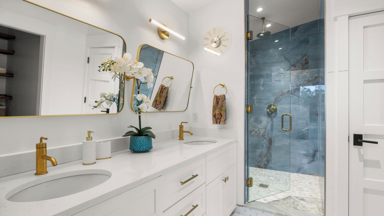 Photo of Bathroom in Missouri Heights