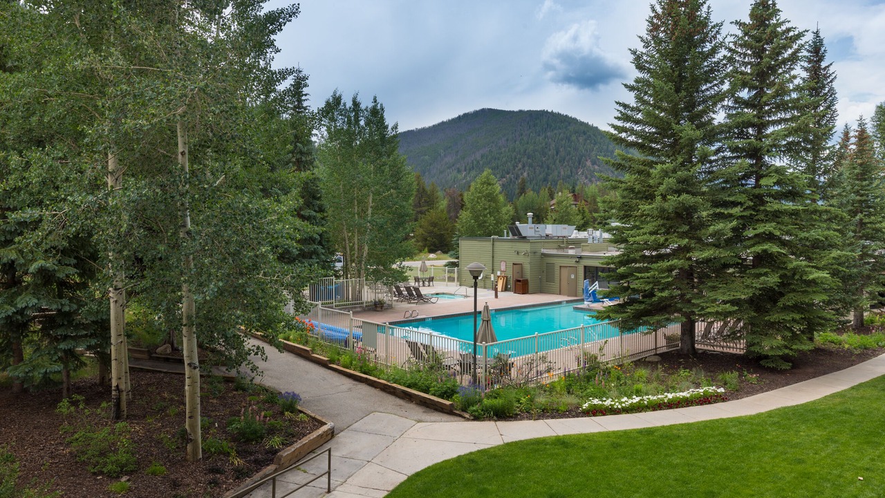 Photo of Outdoor in Lakeside Village