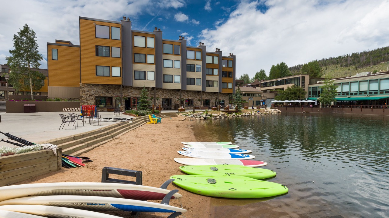 Photo of Outdoor in Lakeside Village