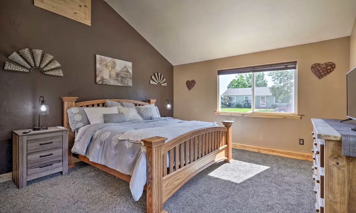 Photo of Bedroom in Canon City