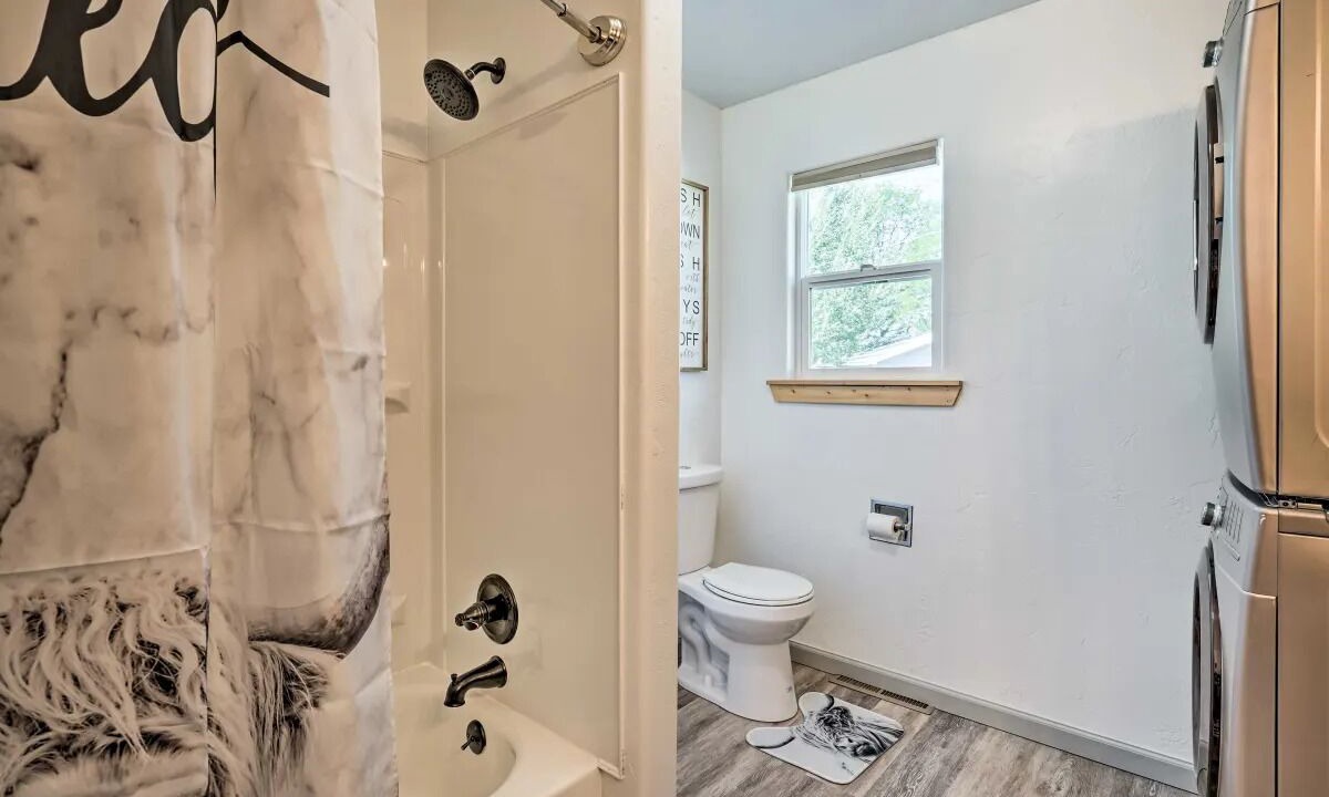 Photo of Bathroom in Canon City