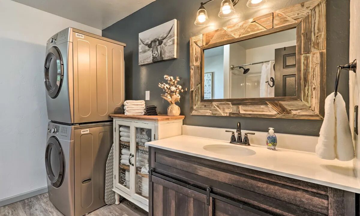 Photo of Bathroom in Canon City