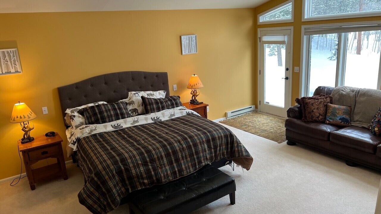 Photo of Bedroom in Sunset Ridge