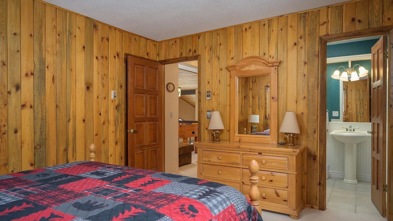 Photo of Bedroom in Sunset Ridge