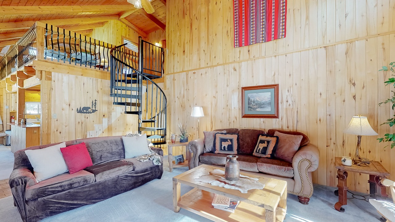 Photo of Livingroom in South Fork