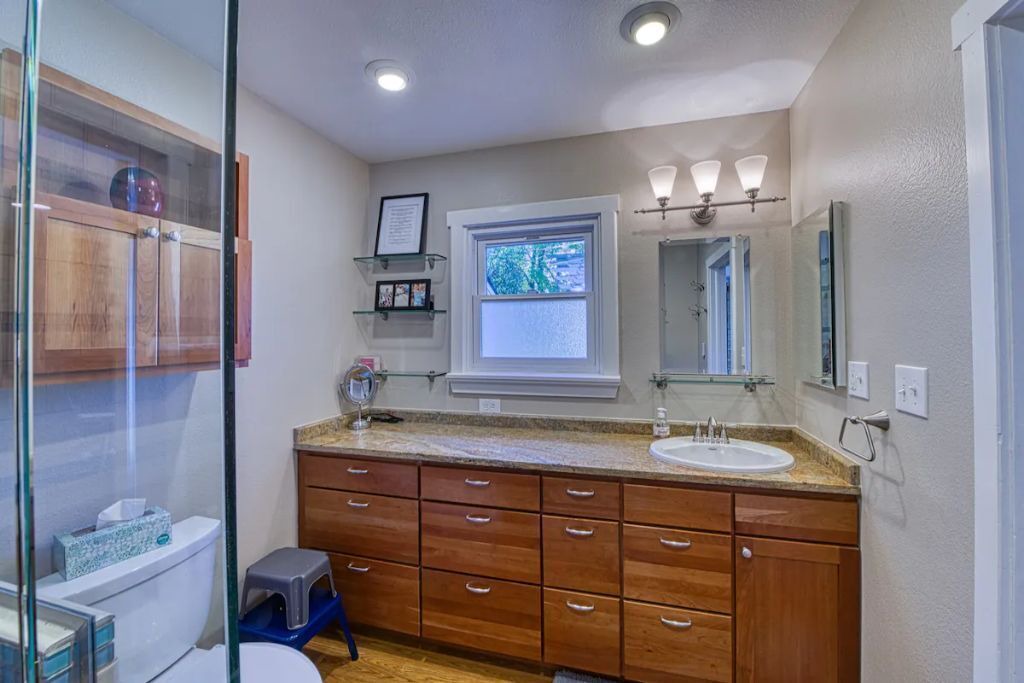 Photo of Bathroom in North Boulder