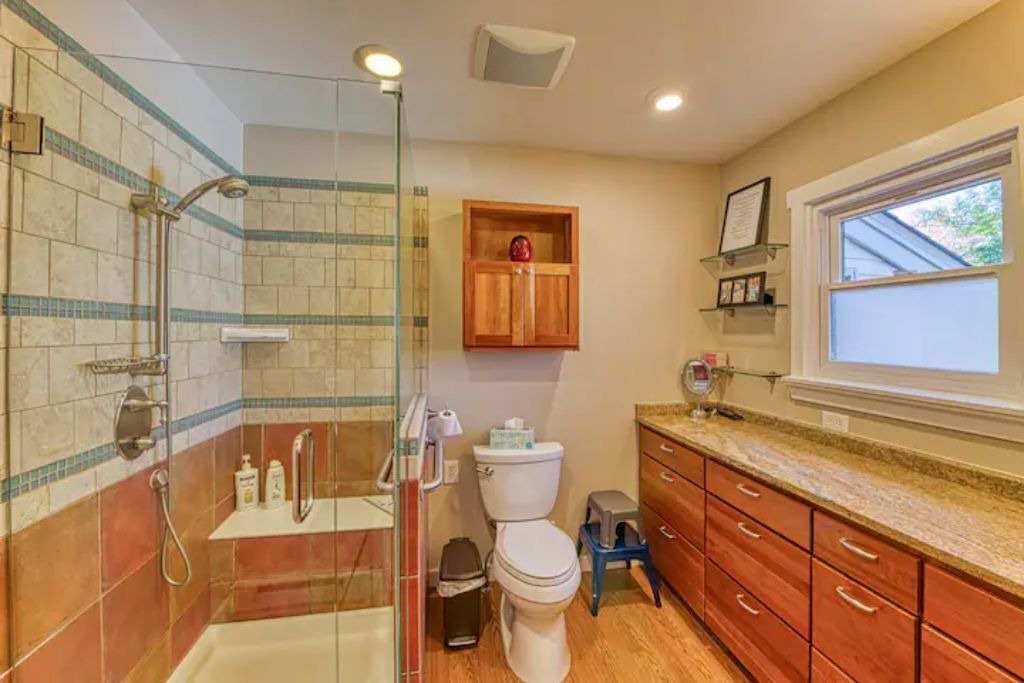 Photo of Bathroom in North Boulder