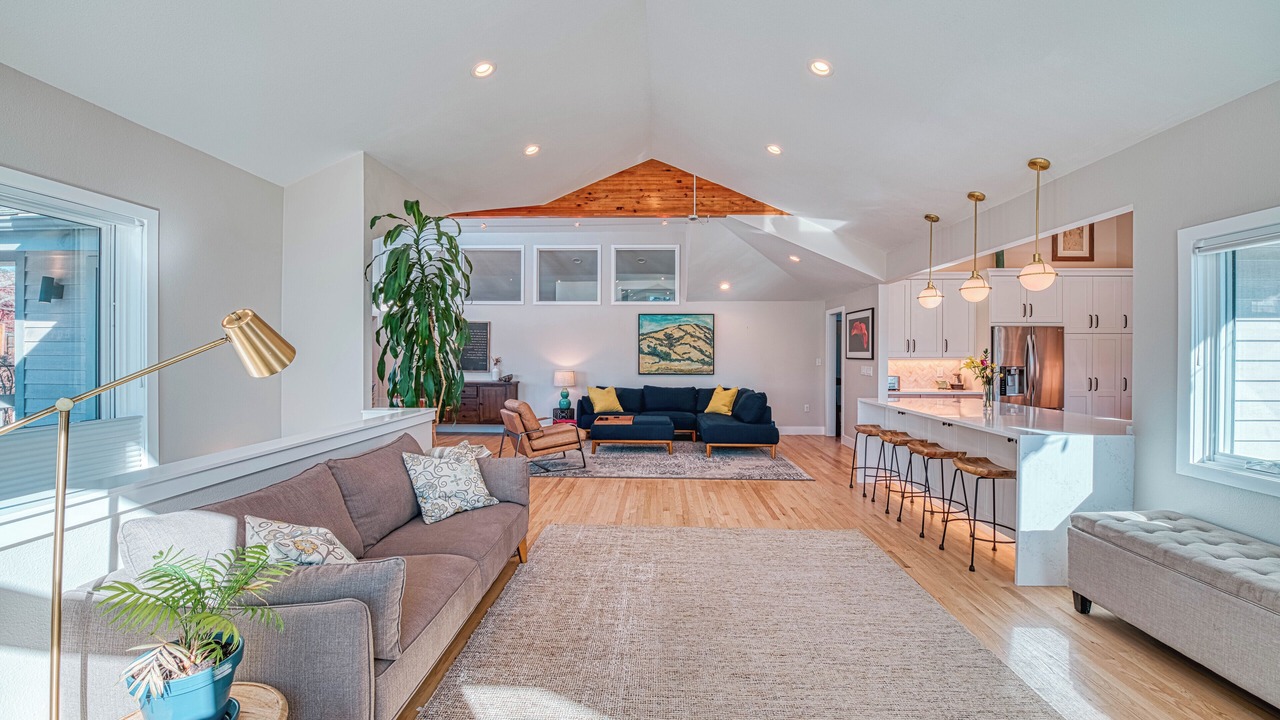 Photo of Livingroom in North Boulder