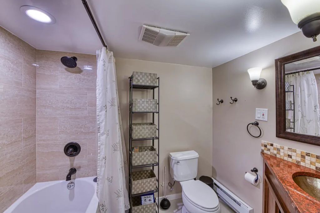 Photo of Bathroom in North Boulder