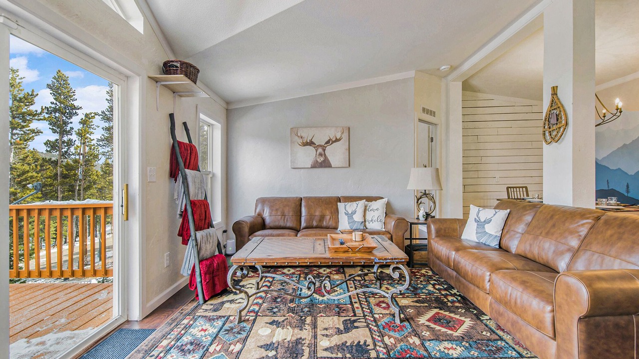 Photo of Livingroom in Saint Mary's