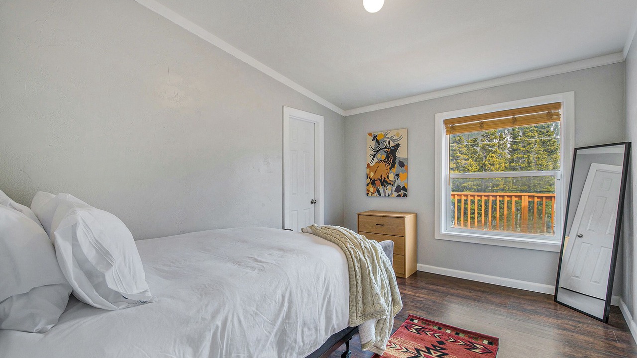 Photo of Bedroom in Saint Mary's