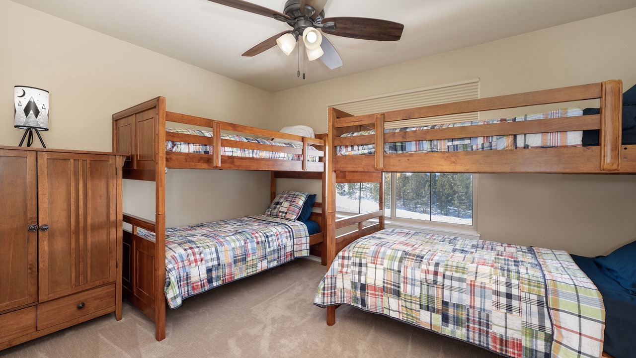Photo of Bedroom in Silvercreek