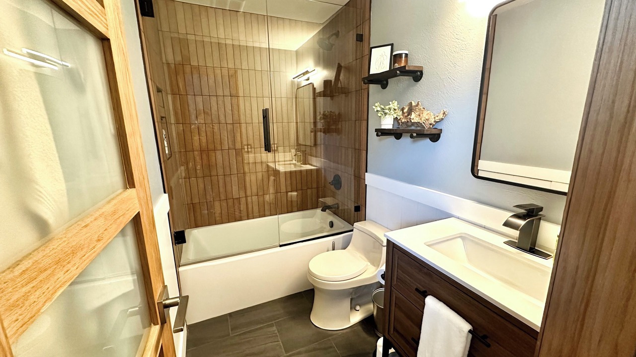 Photo of Bathroom in Central Boulder