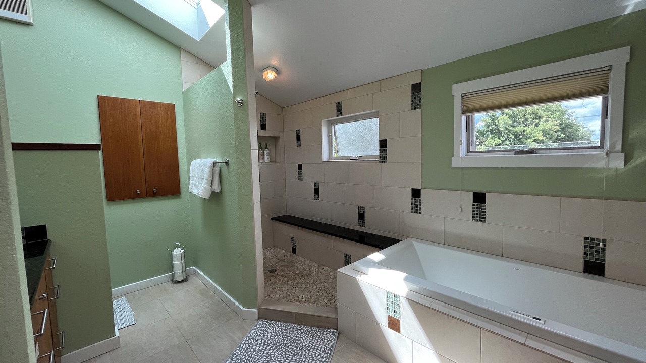 Photo of Bathroom in Old North Boulder