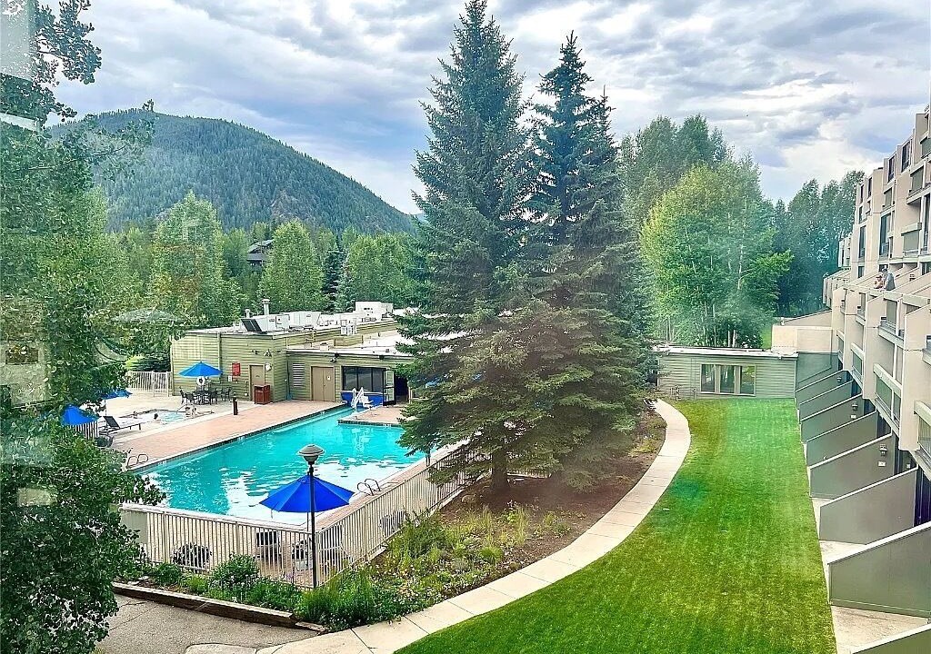 Photo of Outdoor in Lakeside Village
