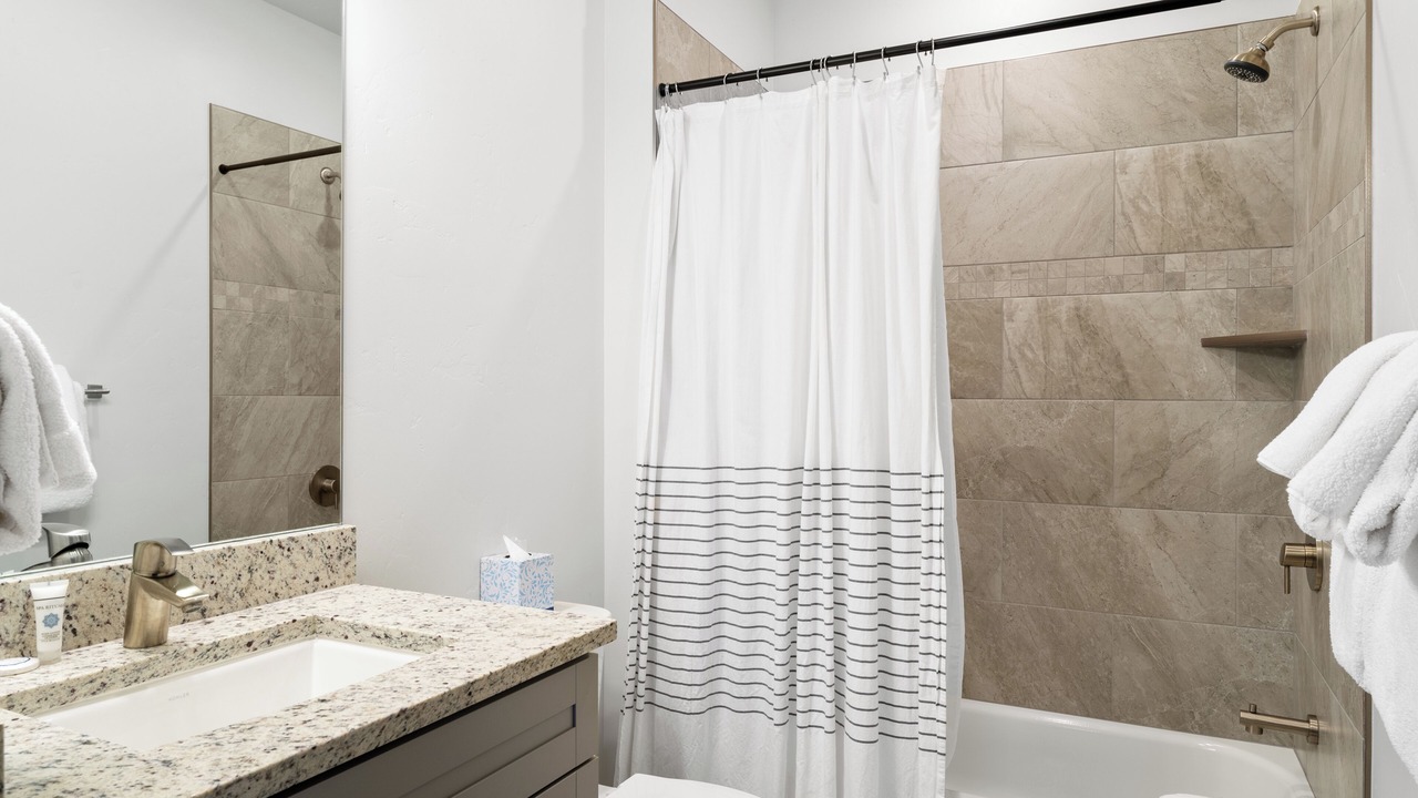 Photo of Bathroom in Lakeside Village