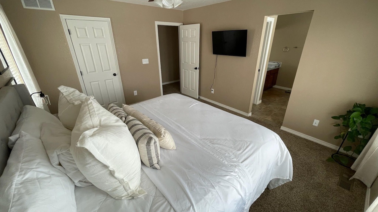 Photo of Bedroom in Castle Rock