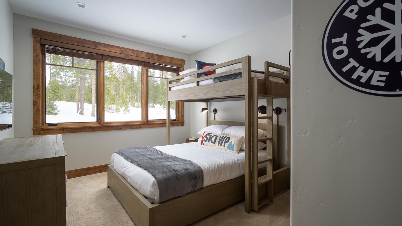 Photo of Bedroom in Winter Park Highlands