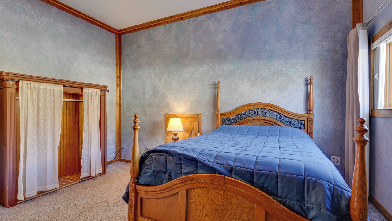 Photo of Bedroom in Victor