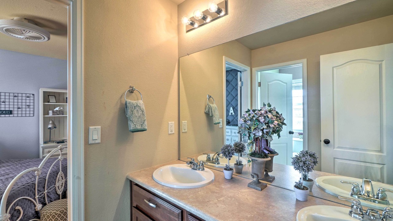 Photo of Bathroom in Parker