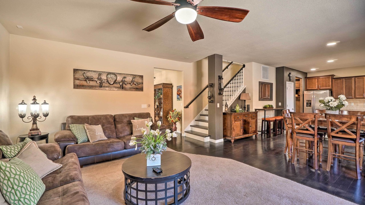 Photo of Livingroom in Parker