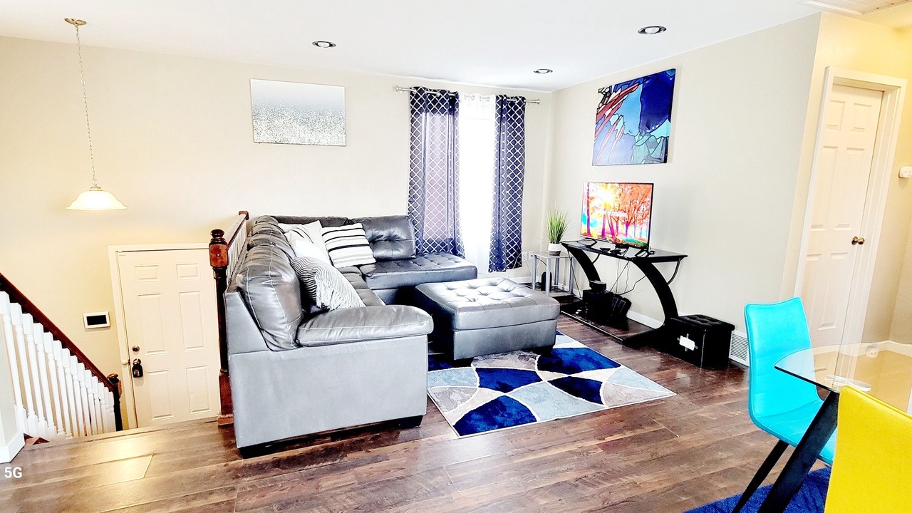 Photo of Livingroom in Southeast Colorado Springs