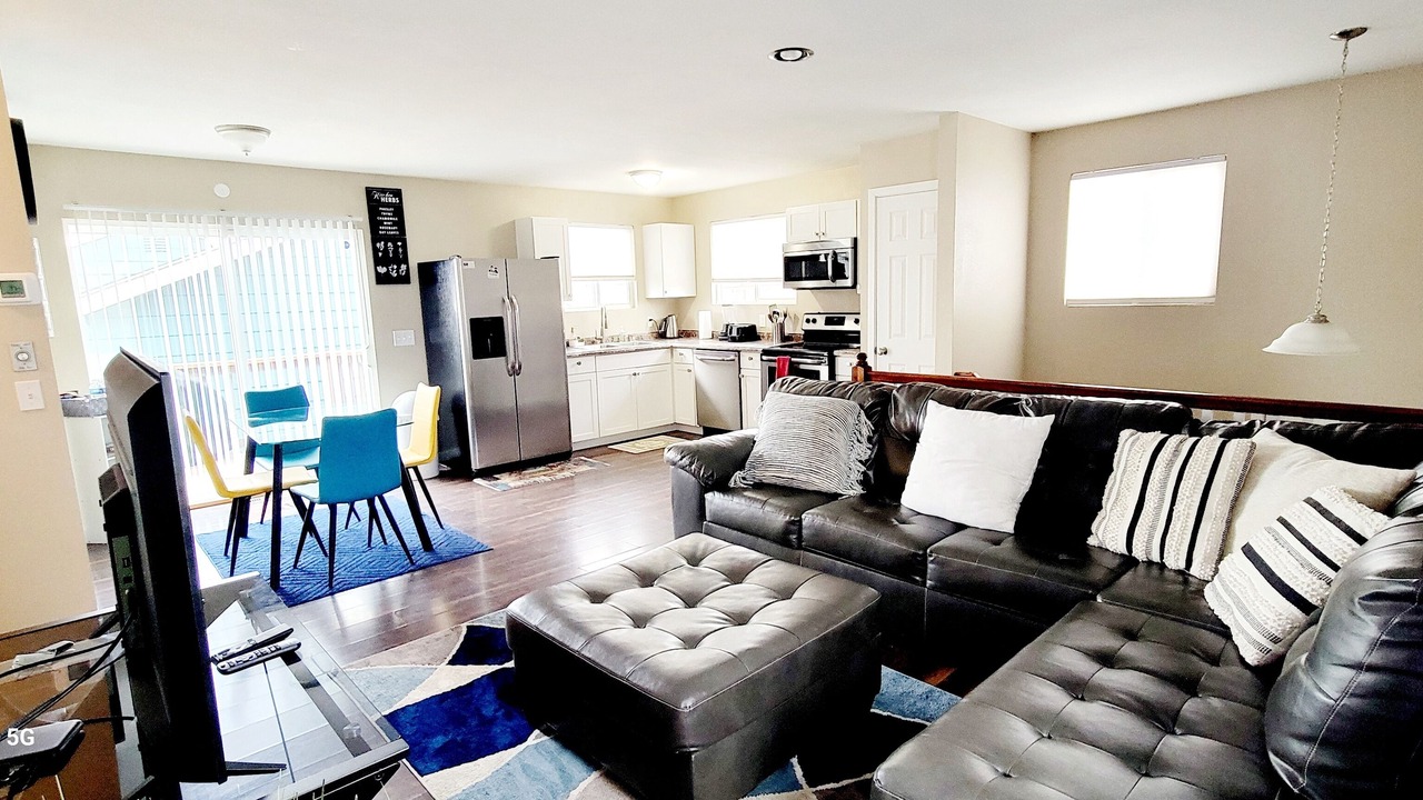 Photo of Livingroom in Southeast Colorado Springs