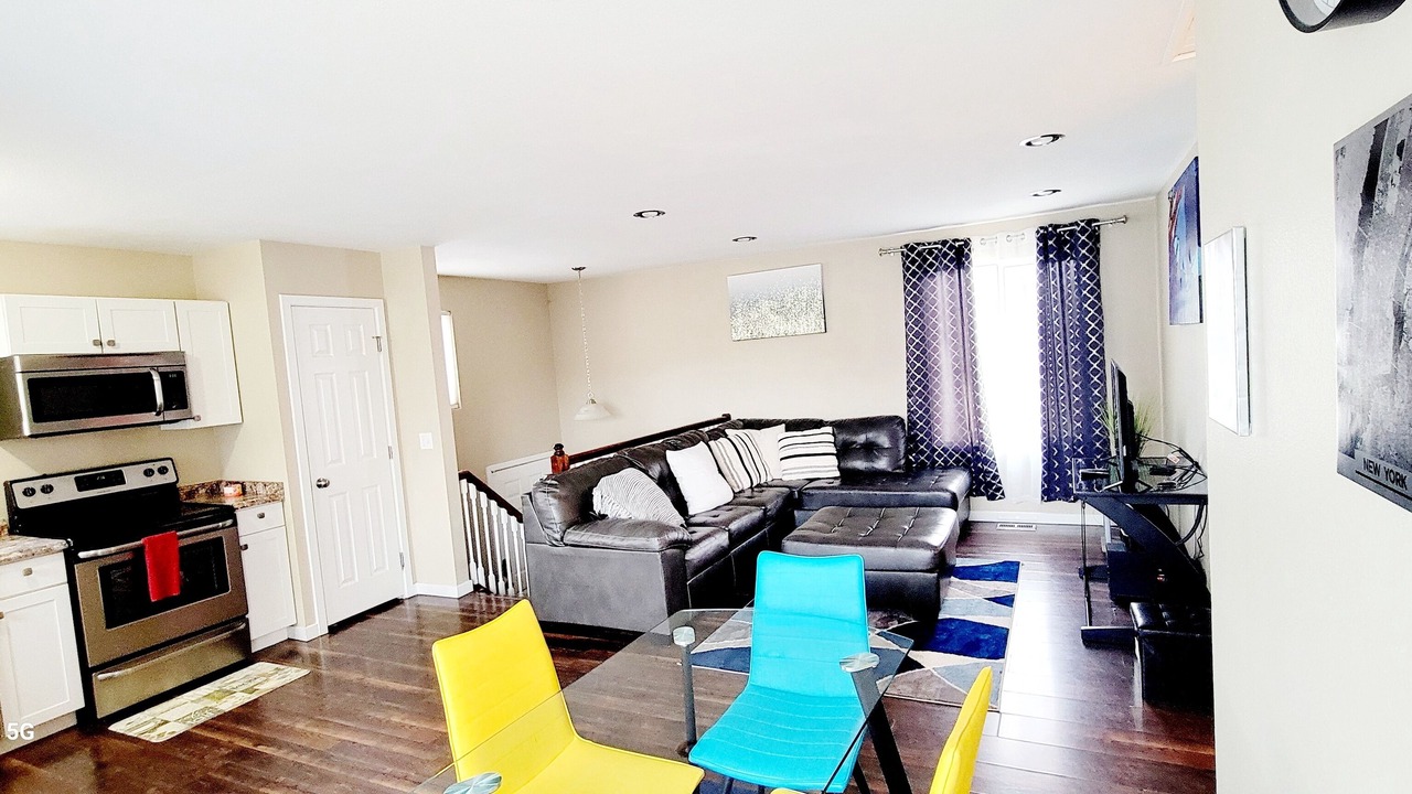 Photo of Livingroom in Southeast Colorado Springs
