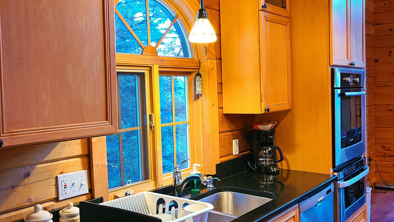 Photo of Kitchen in Rainbow Valley